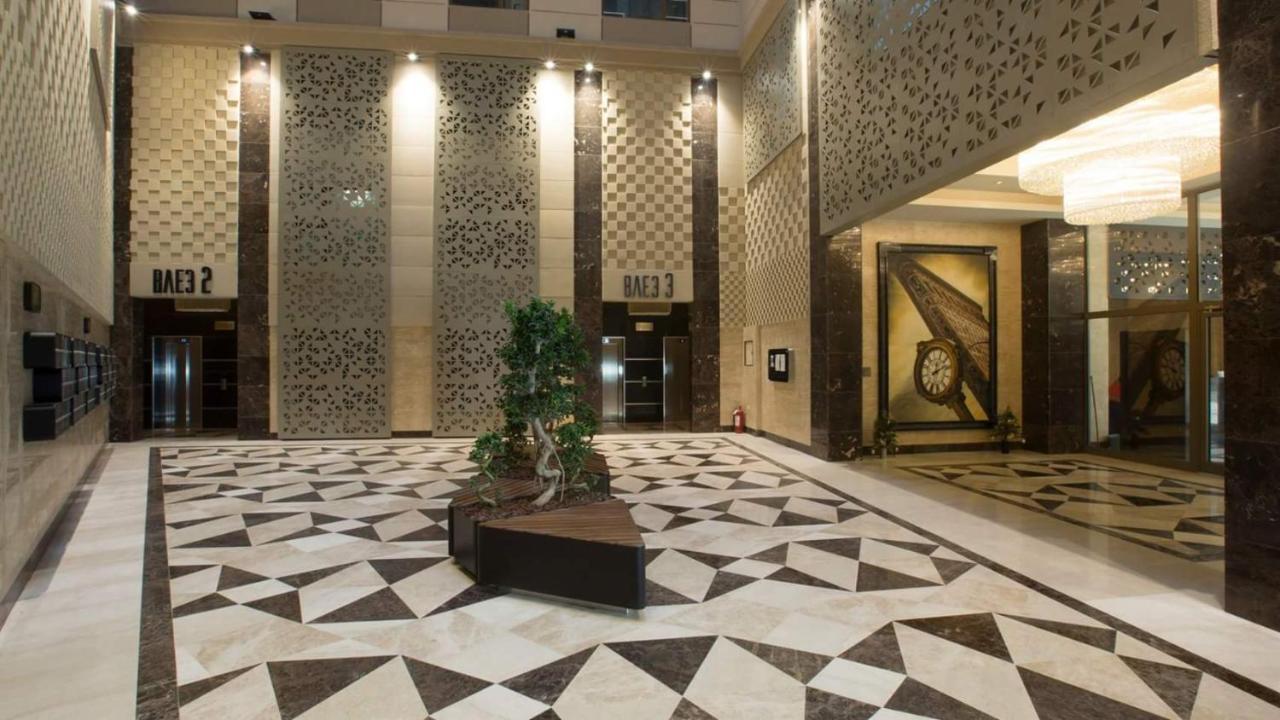 Flatiron Apartment