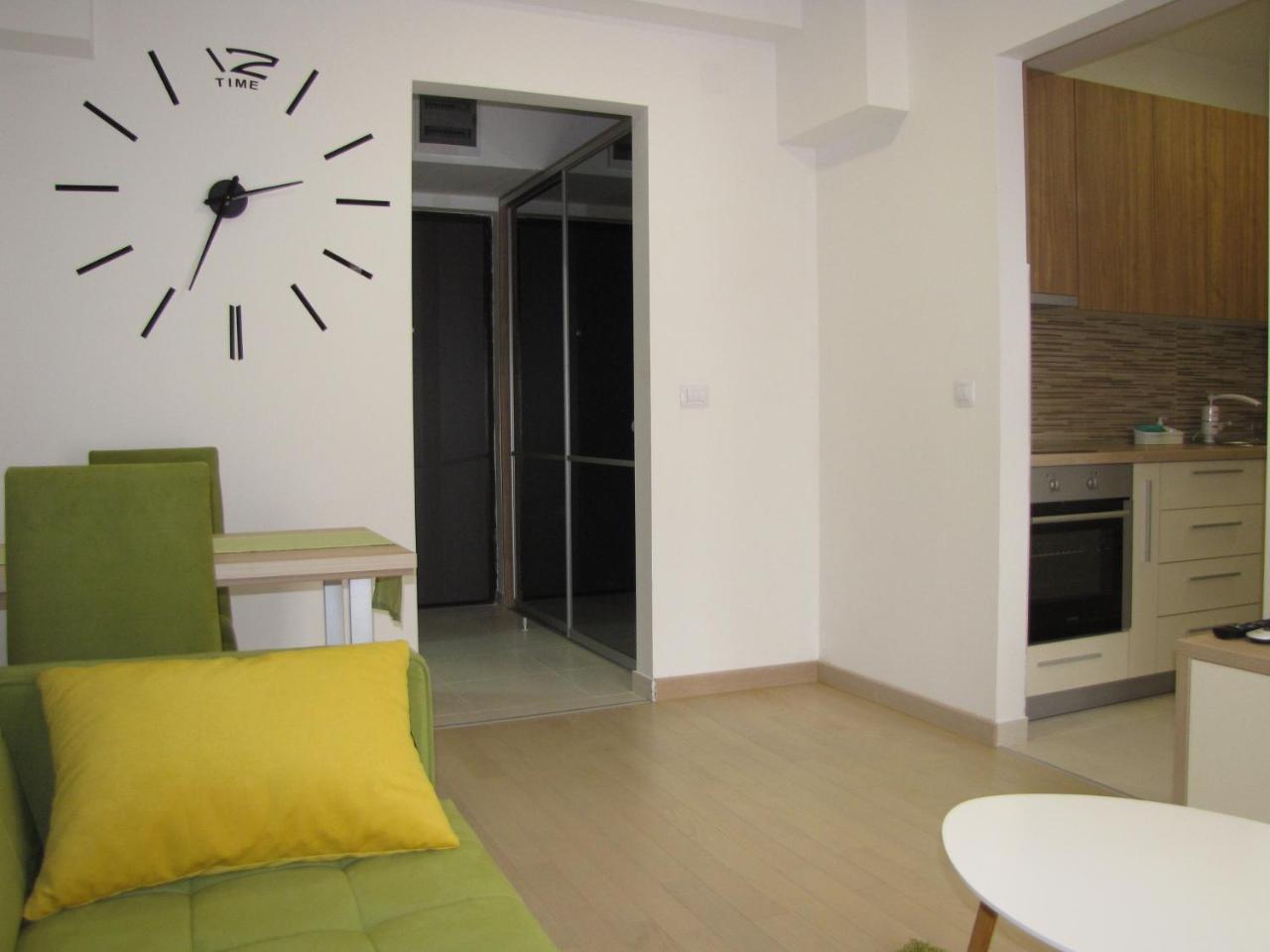 Flatiron Apartment