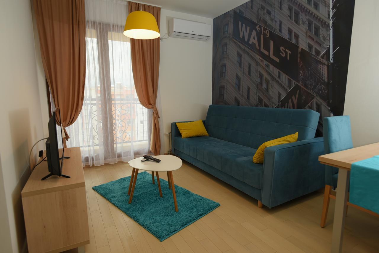 Flatiron Apartment