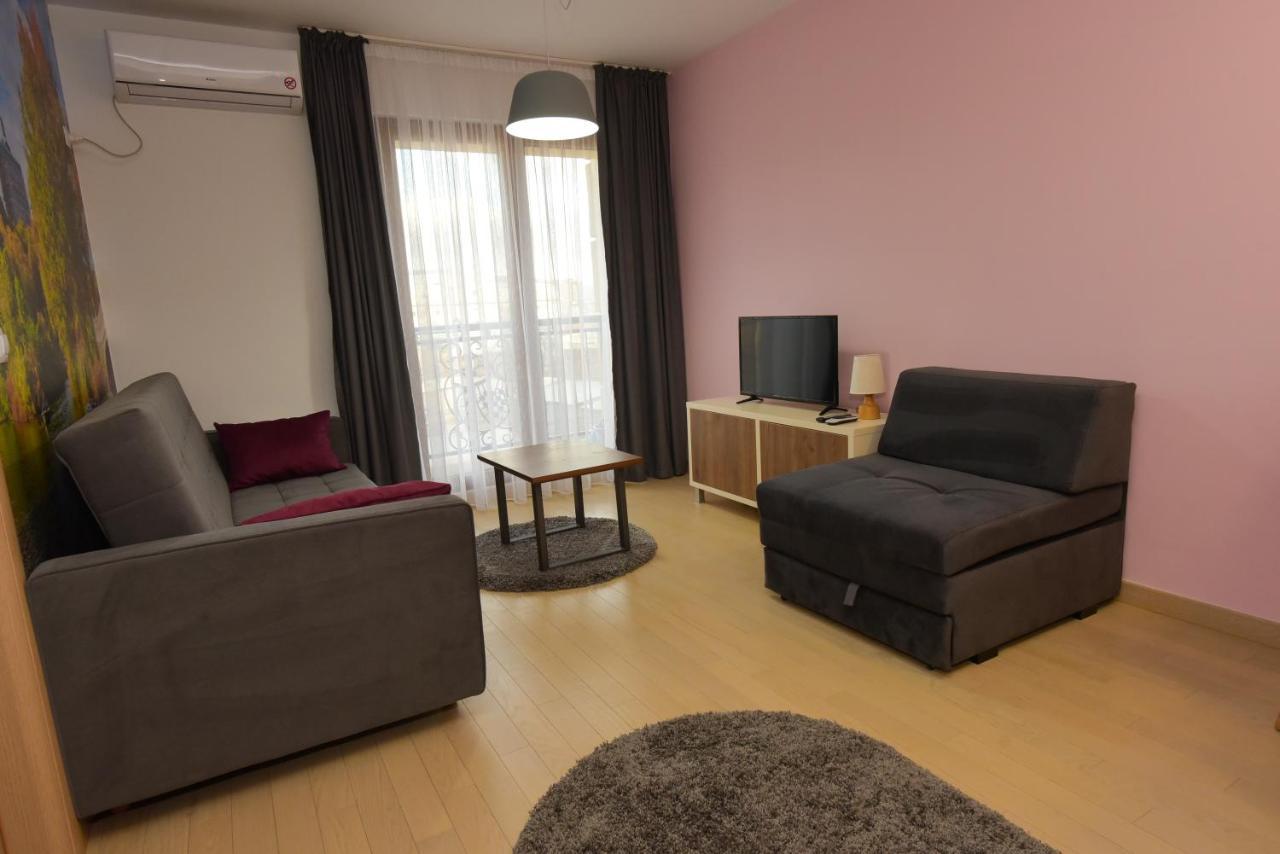 Flatiron Apartment